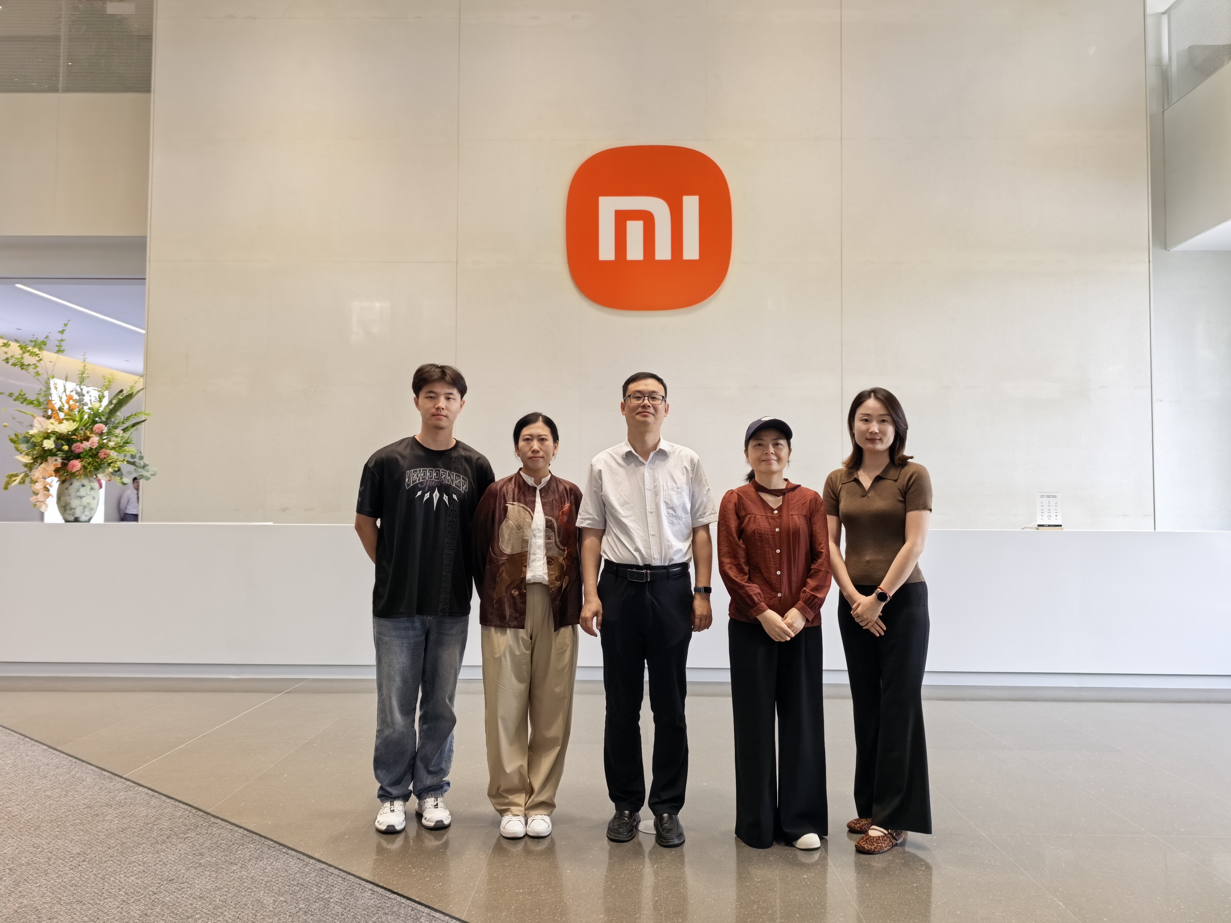 北京优博时代携手长江工程职业技术学院与小米集团共商新一代智能技术人才培养